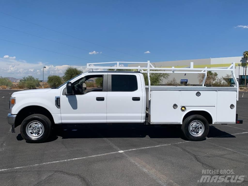 Ford F 250 Kis teherszállító/Platós kocsi