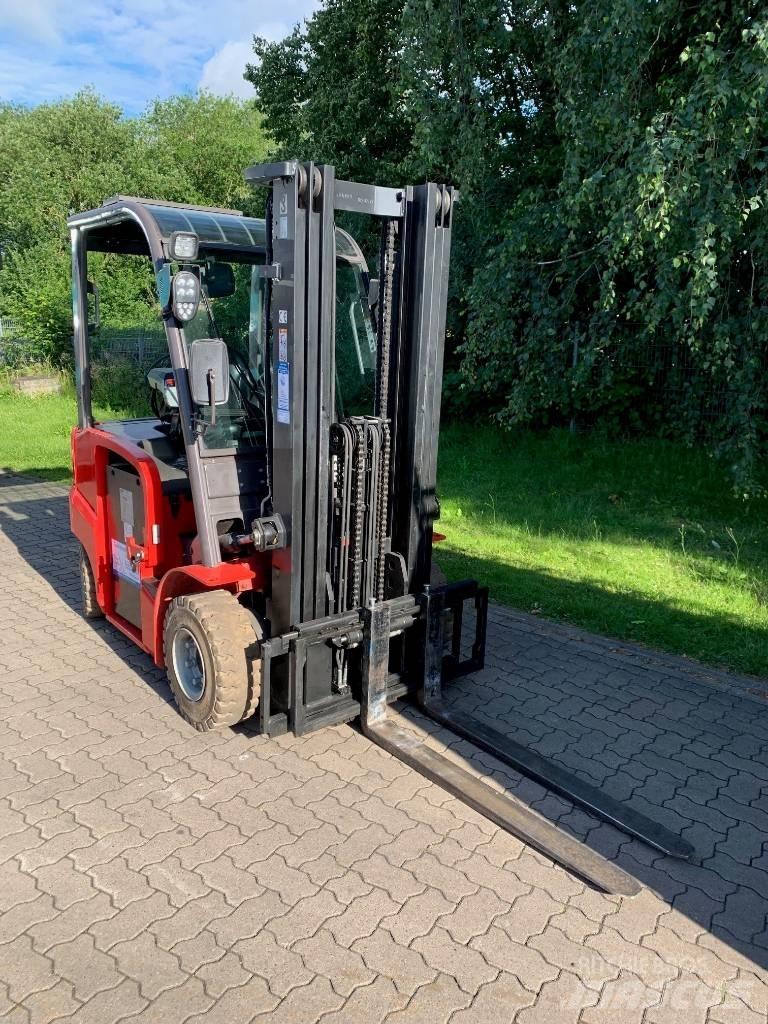 Manitou ME425C Elektromos targoncák