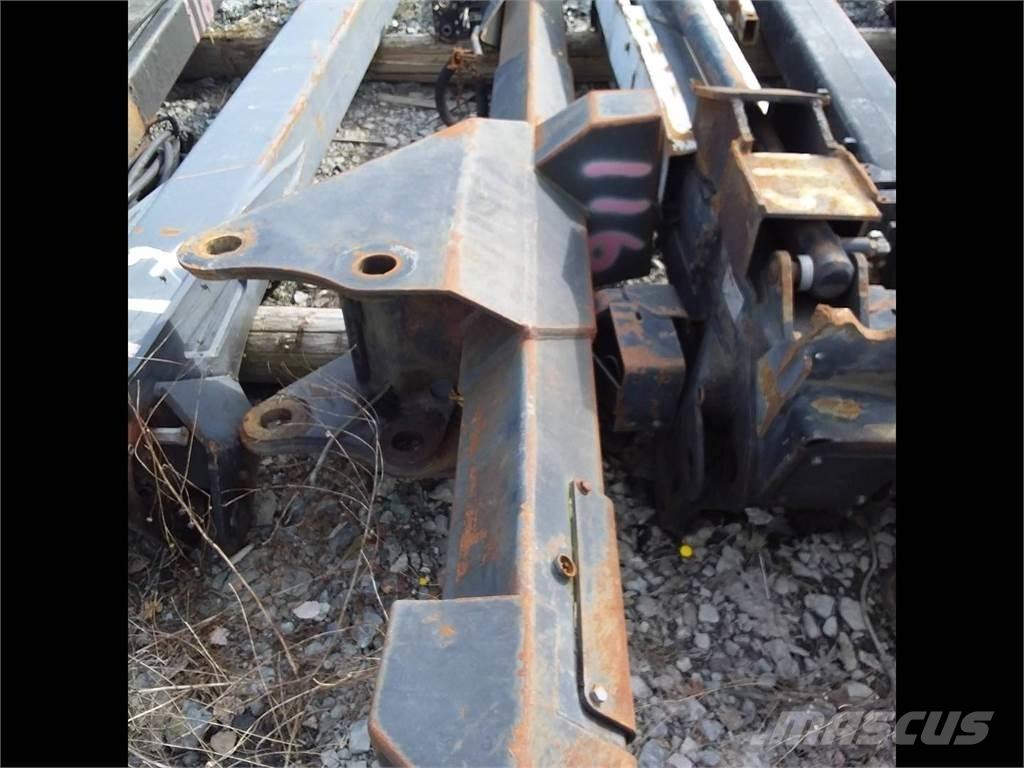 CAT 2200 Betakarító daruk