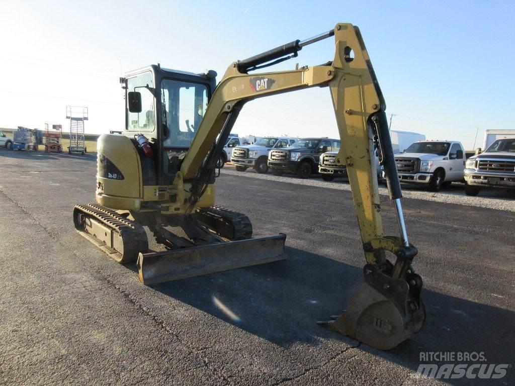 CAT 304D Lánctalpas kotrók