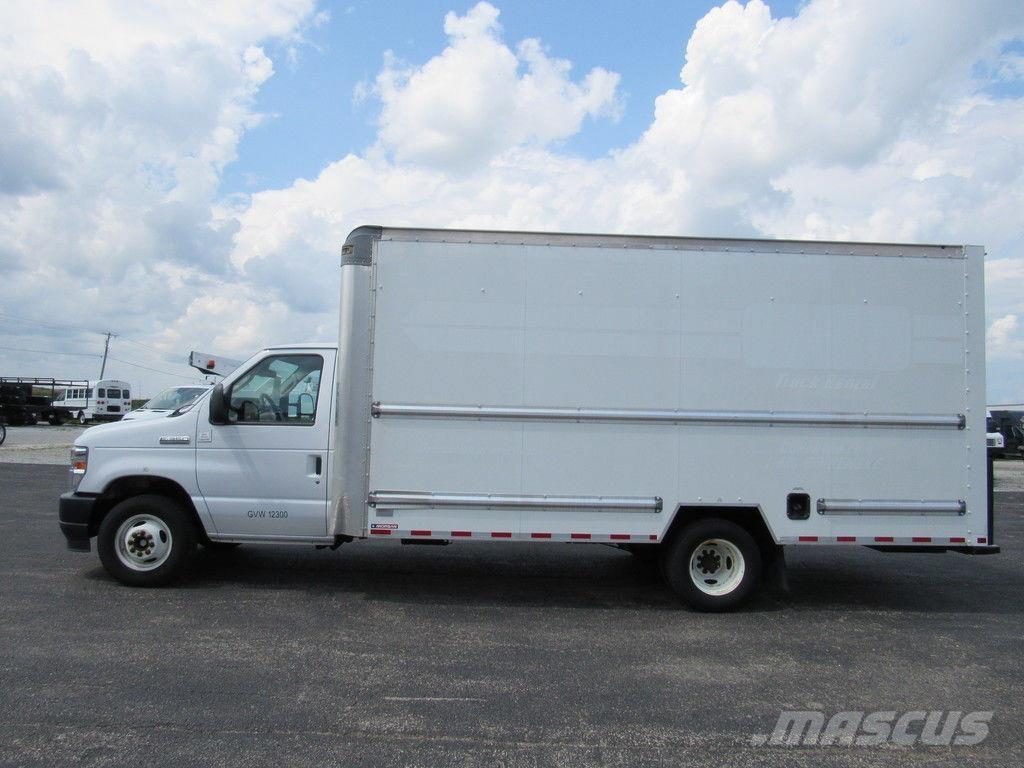 Ford E-350 Dobozos teherautók
