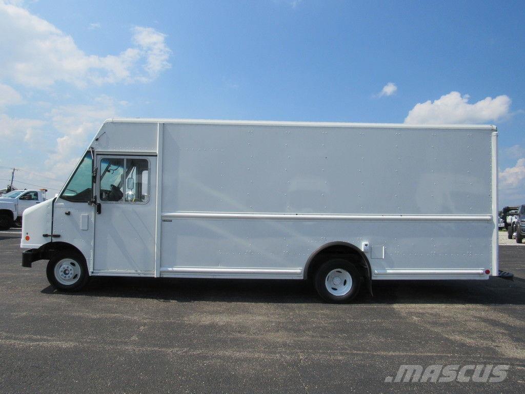 Ford E-450 Dobozos teherautók