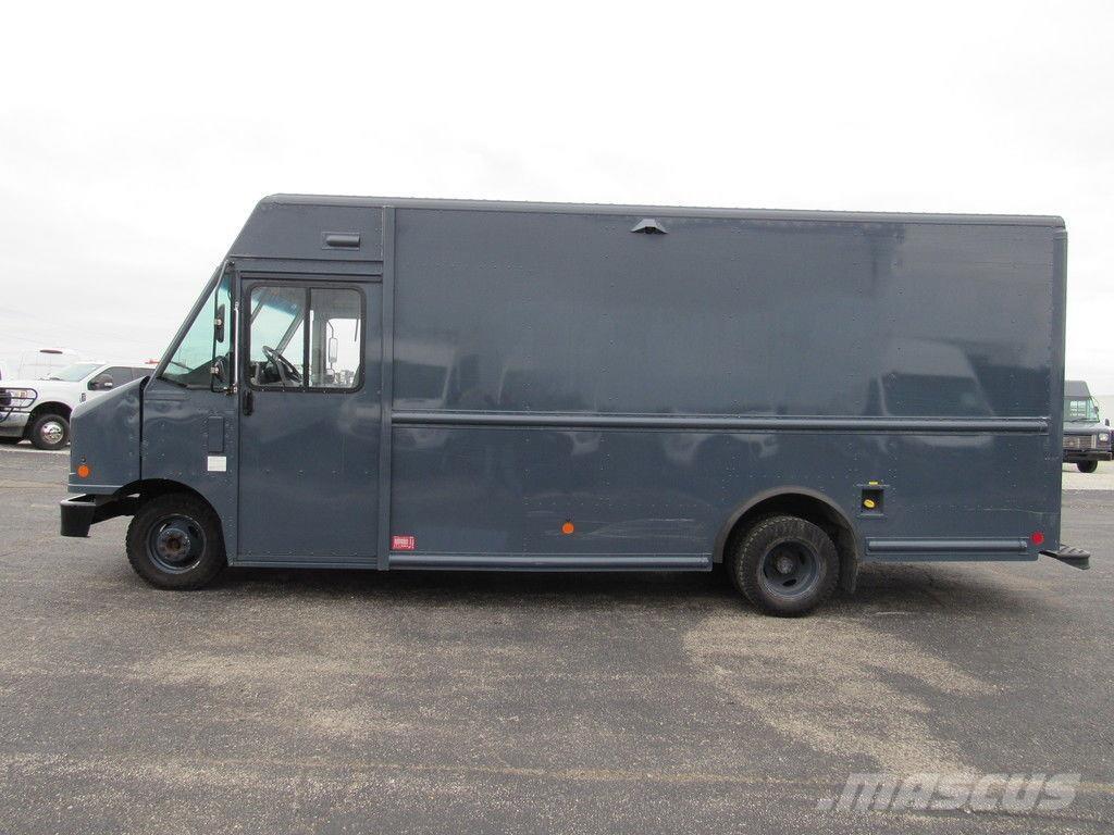 Ford E-450 Dobozos teherautók