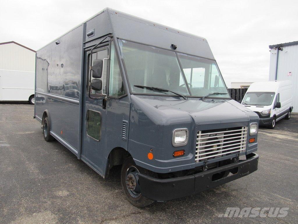 Ford E-450 Dobozos teherautók