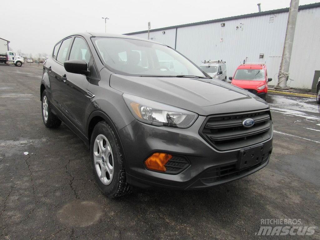 Ford Escape Kistehergépjárművek