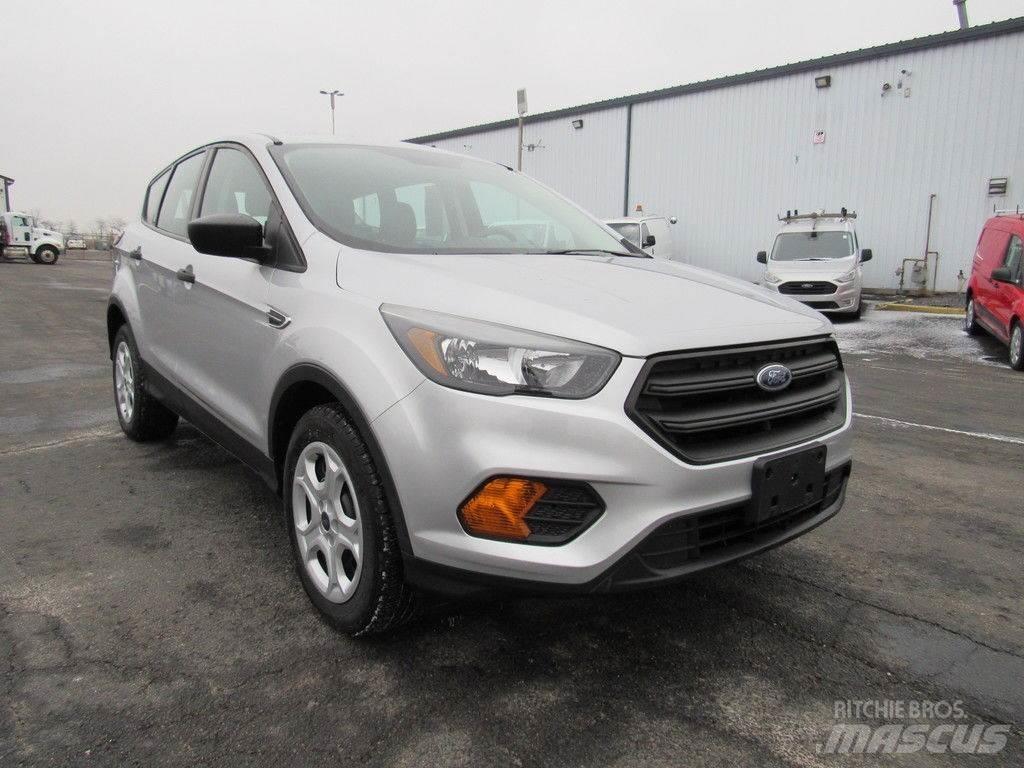 Ford Escape Kistehergépjárművek