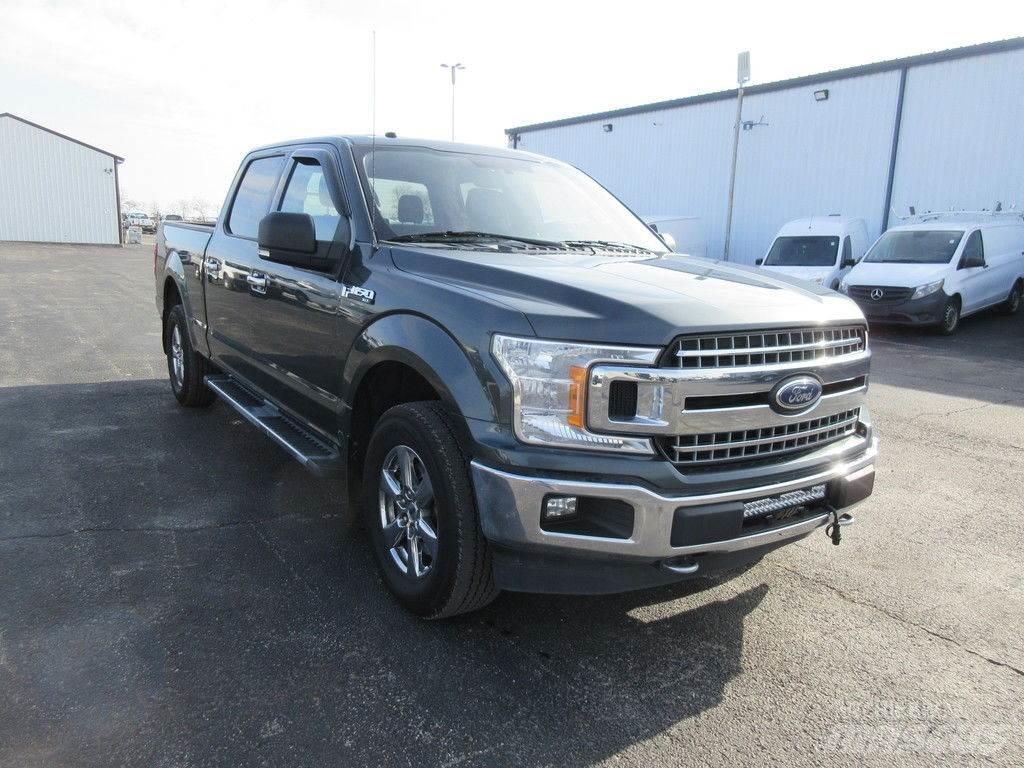 Ford F-150 Kis teherszállító/Platós kocsi