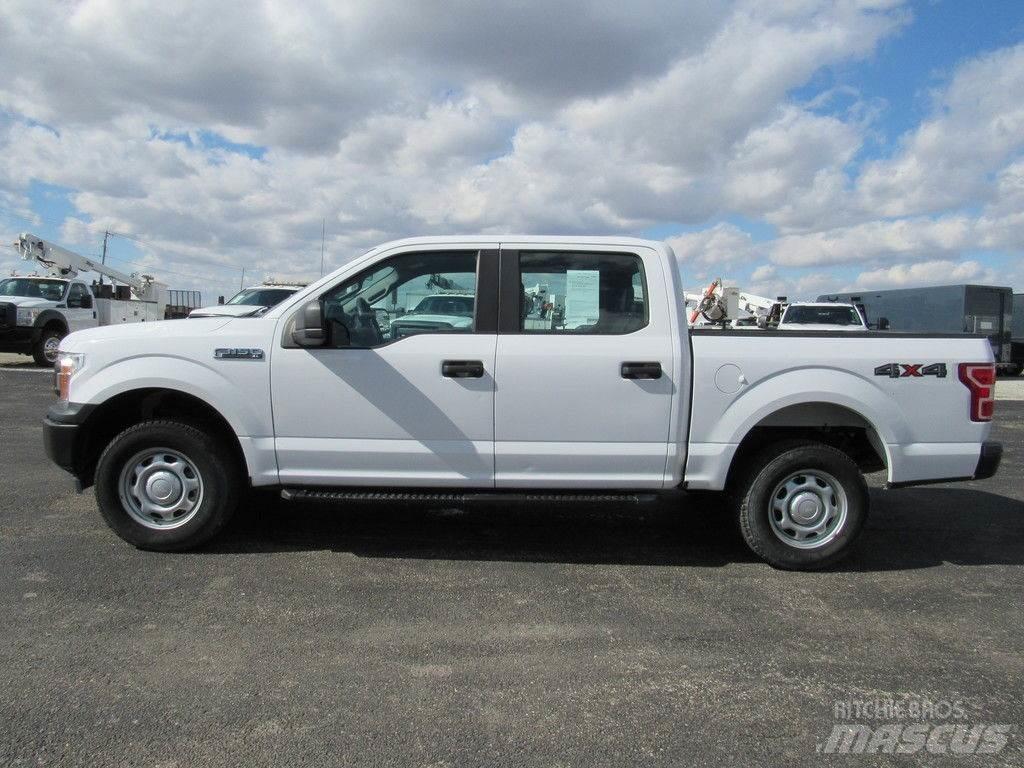Ford F-150 Kis teherszállító/Platós kocsi