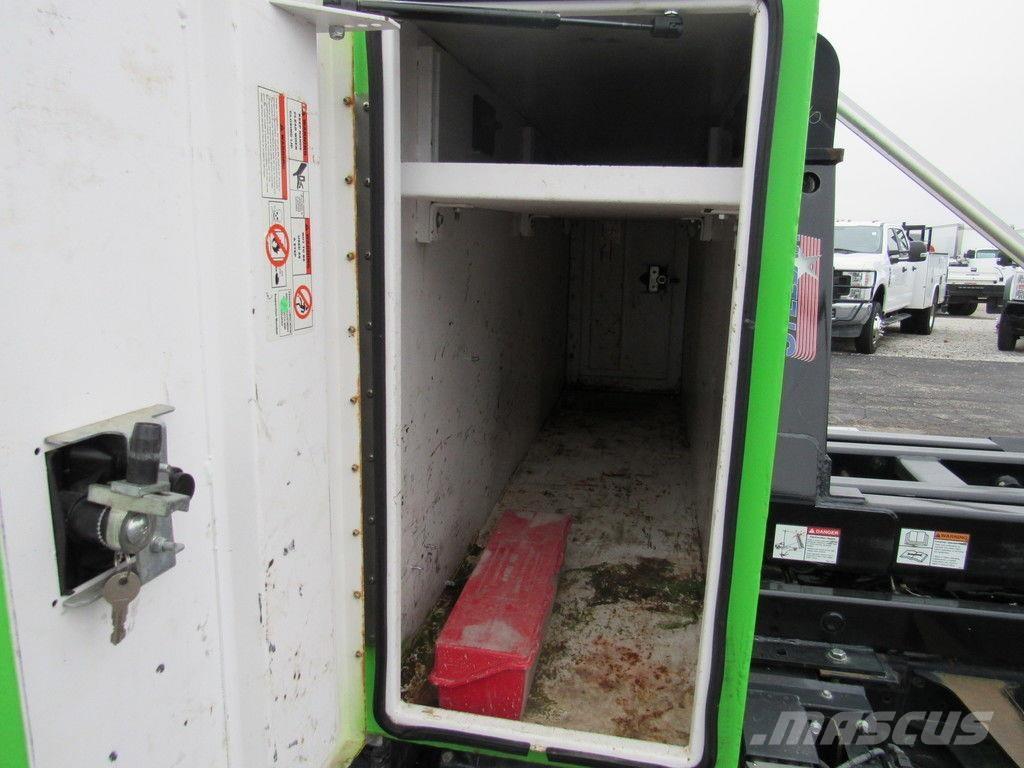 Hino 195 Billenő teherautók