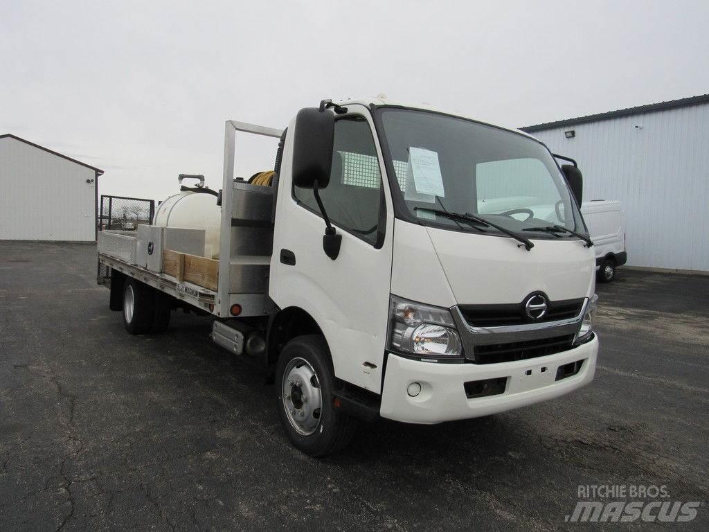 Hino XJC740 Platós / Ponyvás teherautók