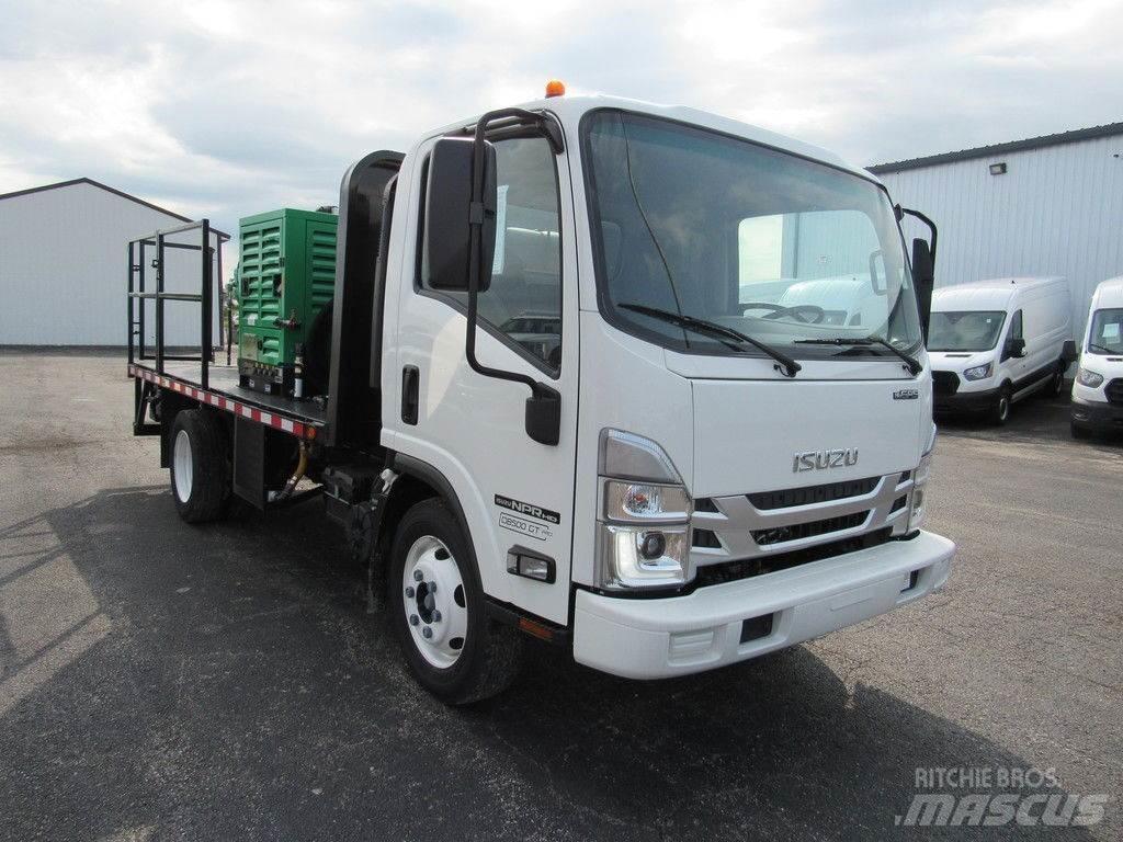 Isuzu NPR HD Platós / Ponyvás teherautók