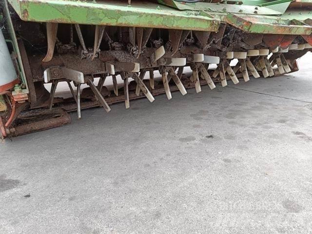 Kuhn CF280 Kaszák