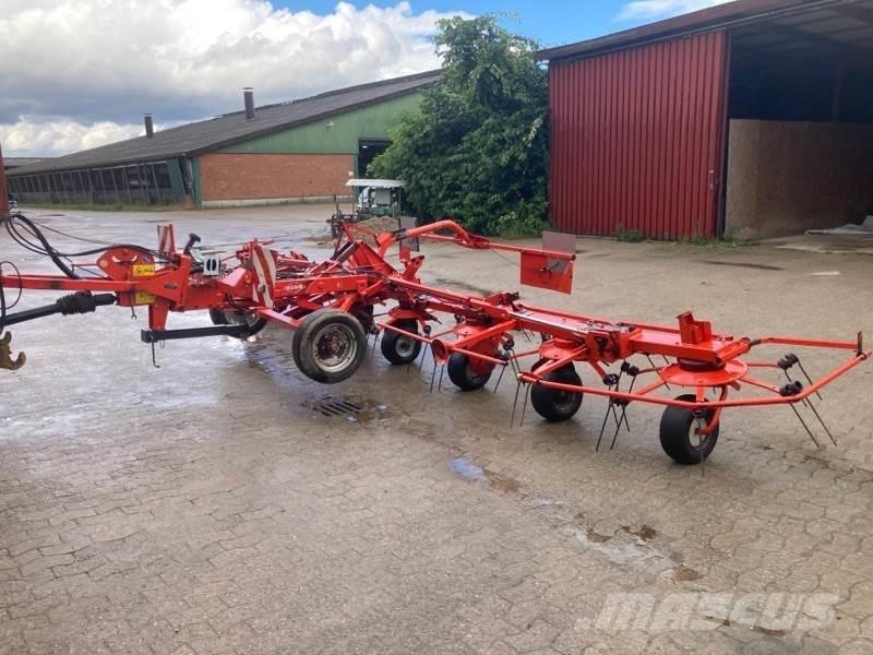 Kuhn GF 8702 T Rendkészítő