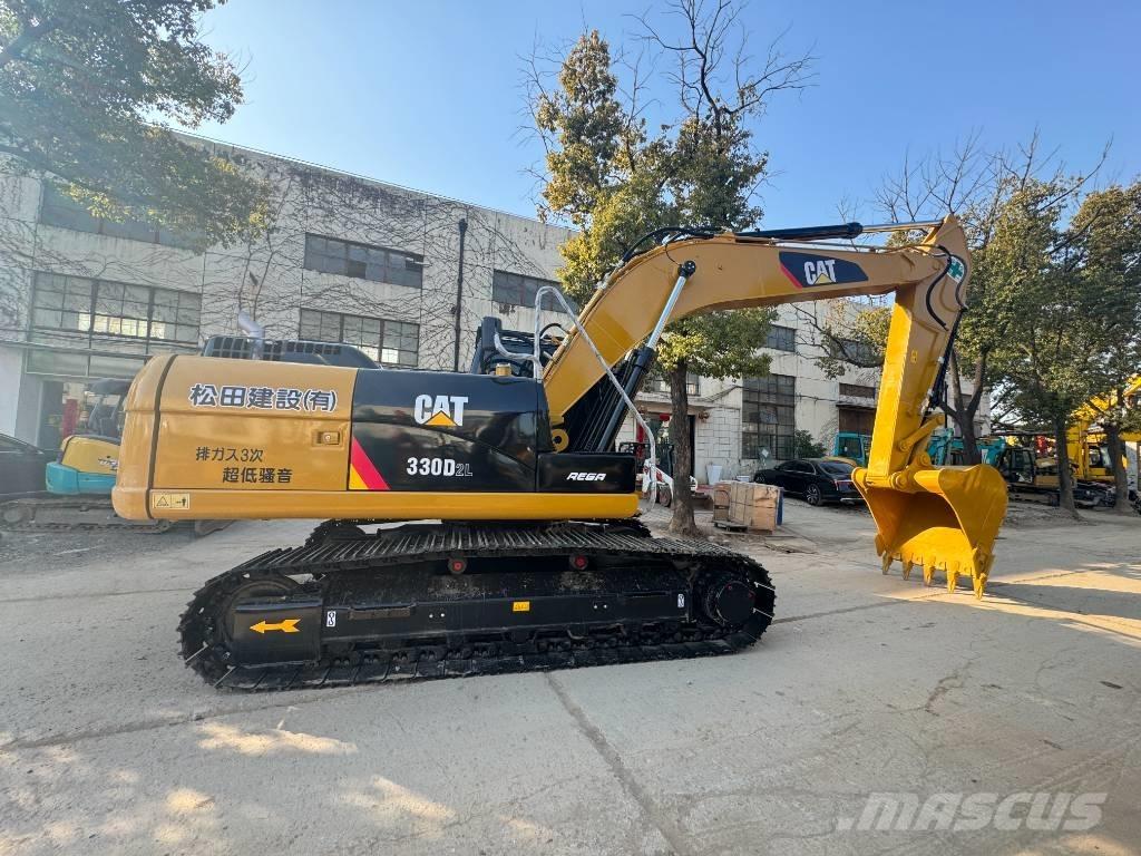 CAT 330 D2 L Lánctalpas kotrók