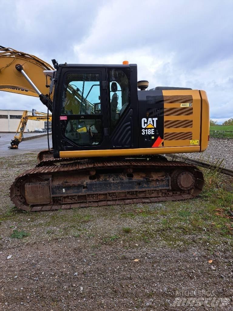 CAT 318 E L Lánctalpas kotrók