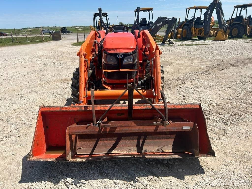 Kubota MX 5100 Traktorok