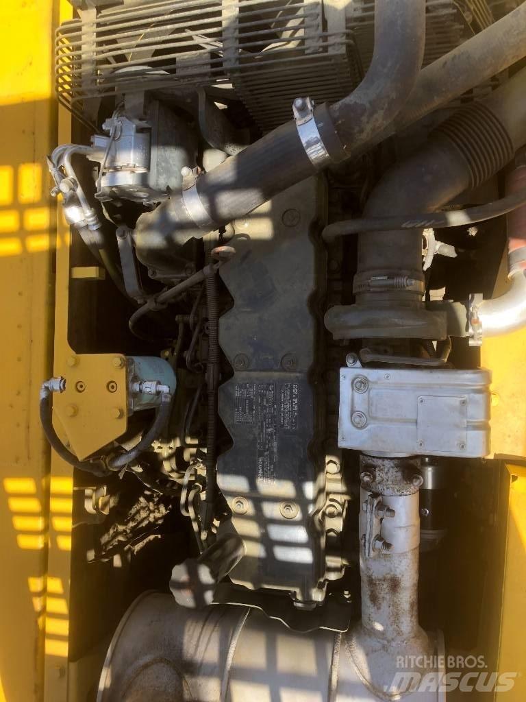 Komatsu PC200 Lánctalpas kotrók