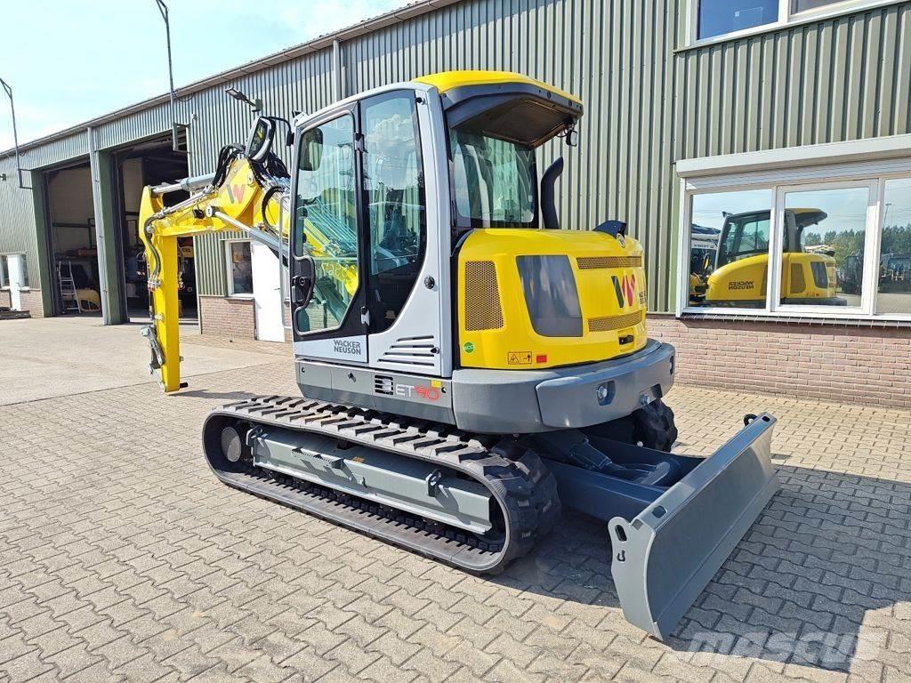 Wacker Neuson ET90 Gumikerekes kotrók