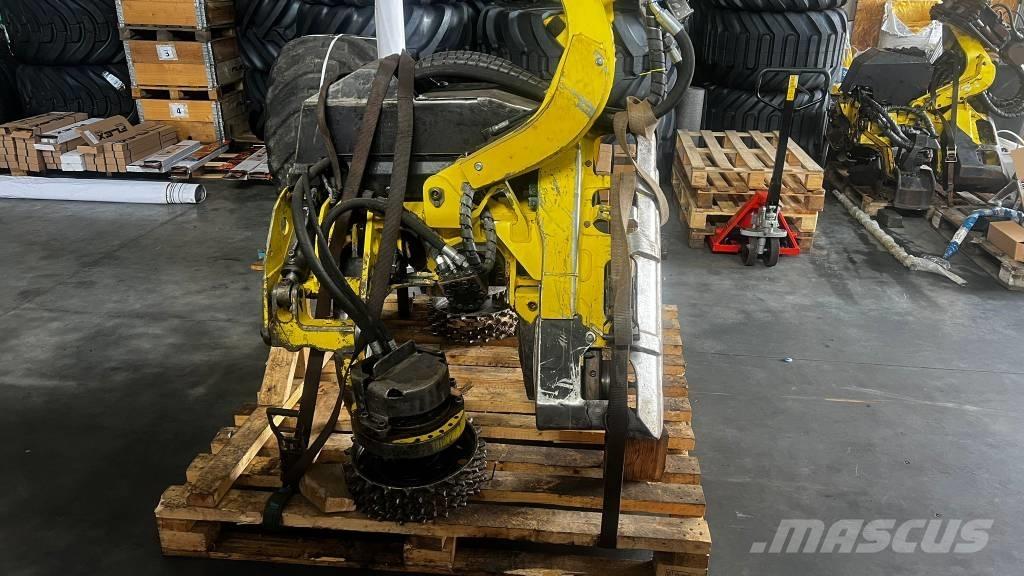 John Deere 480 C Betakarító fejek
