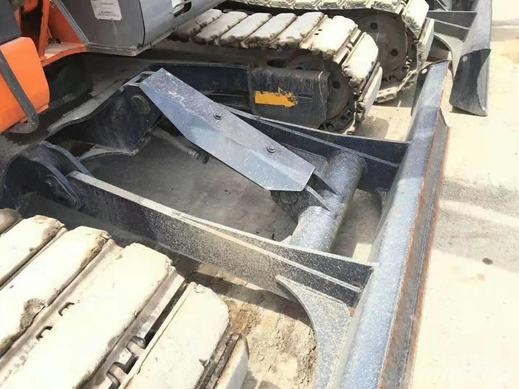 Hitachi ZX75 Lánctalpas kotrók