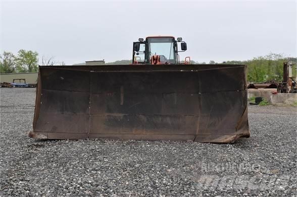 CAT D8N Tolólapok