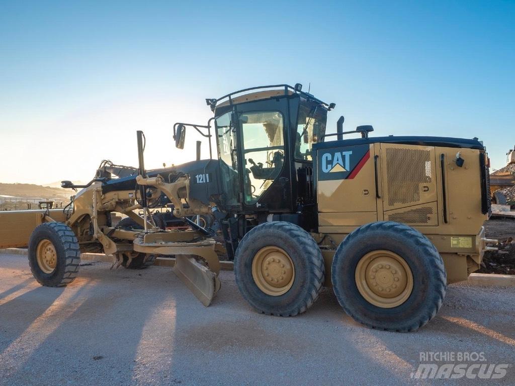 CAT 12 M Gréderek