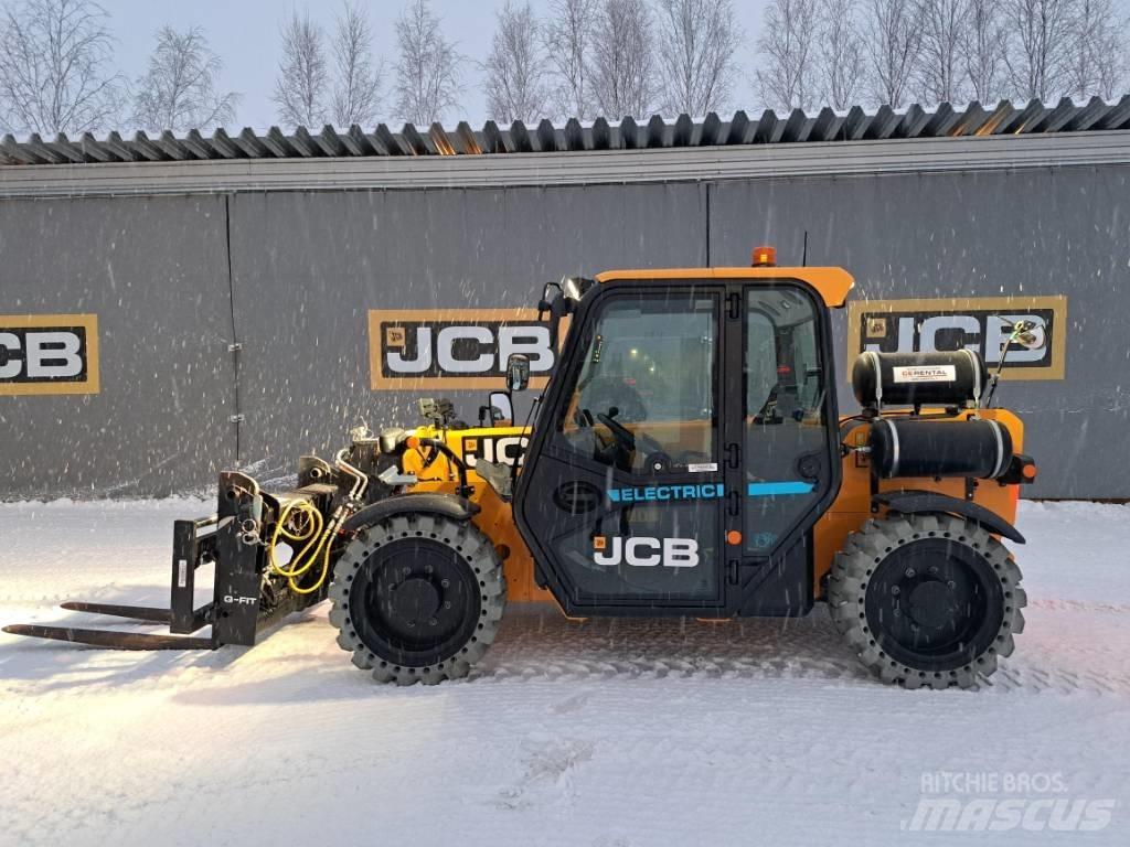 JCB 525-60E Teleszkópos rakodók