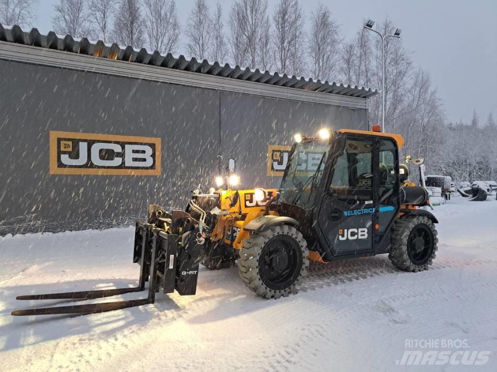 JCB 525-60E Teleszkópos rakodók