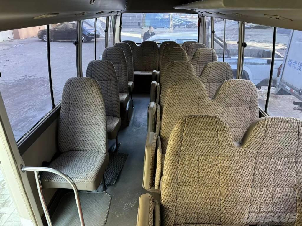 Toyota Coaster Bus Mini buszok