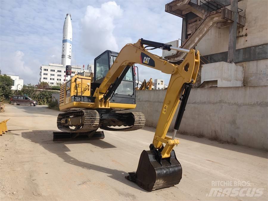 CAT 305.5E2 Lánctalpas kotrók