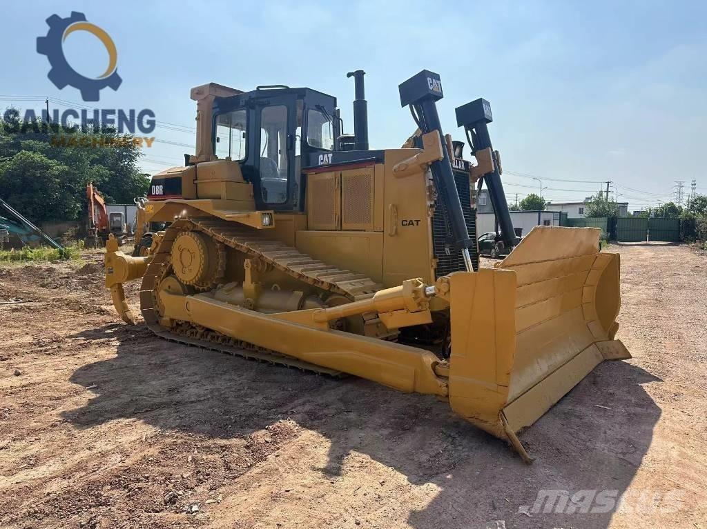 CAT D 8 R lánctalpas dózerek