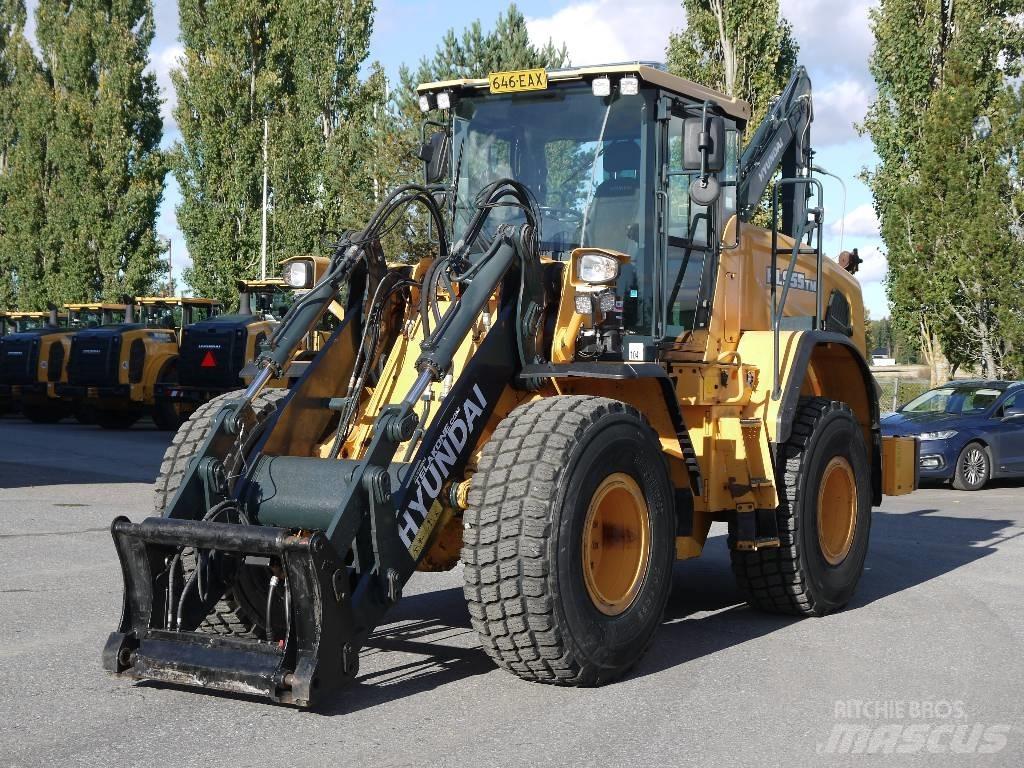 Hyundai HL 955 TM Gumikerekes homlokrakodók