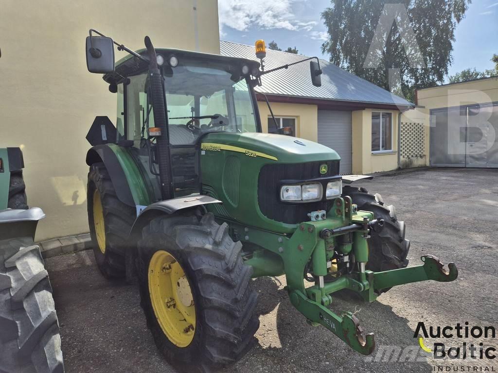 John Deere 5820 Traktorok