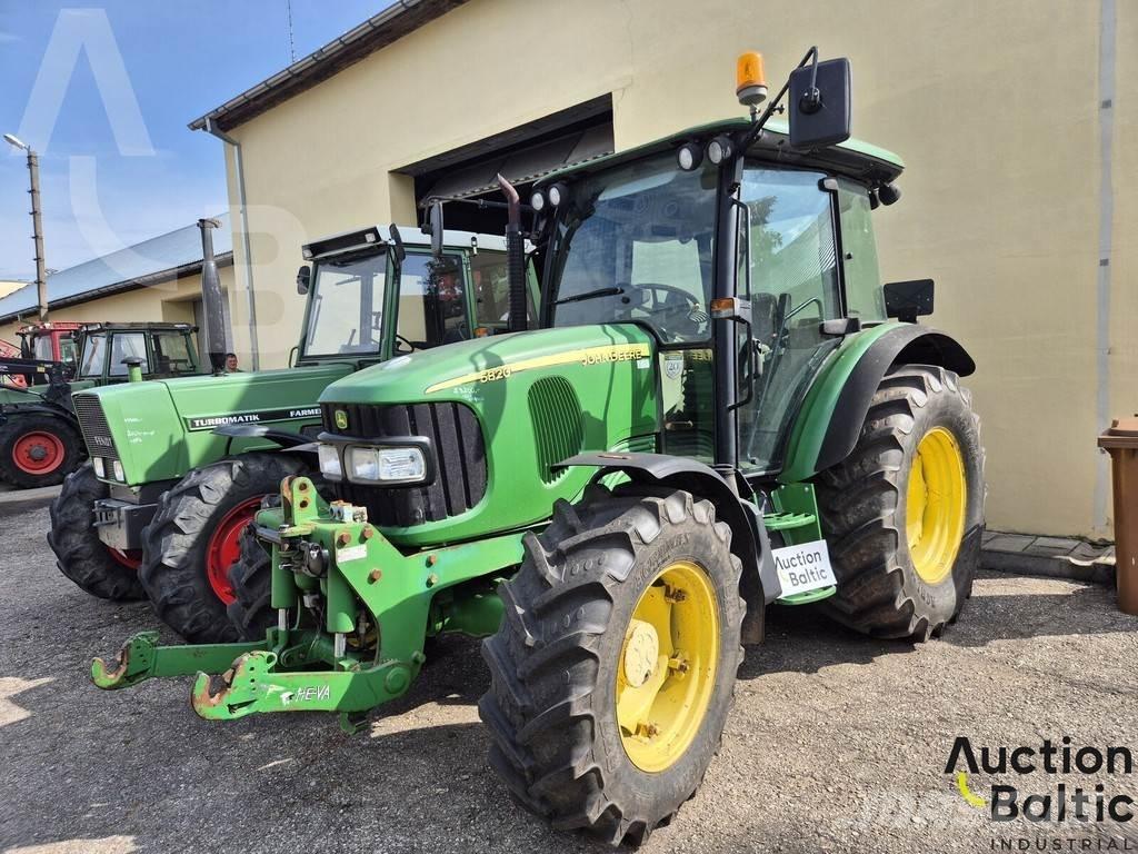 John Deere 5820 Traktorok