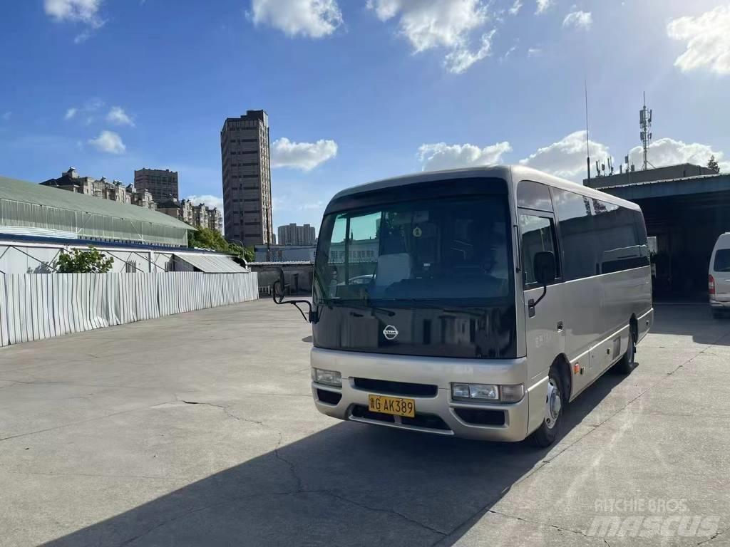 Nissan Civilian Távolsági buszok