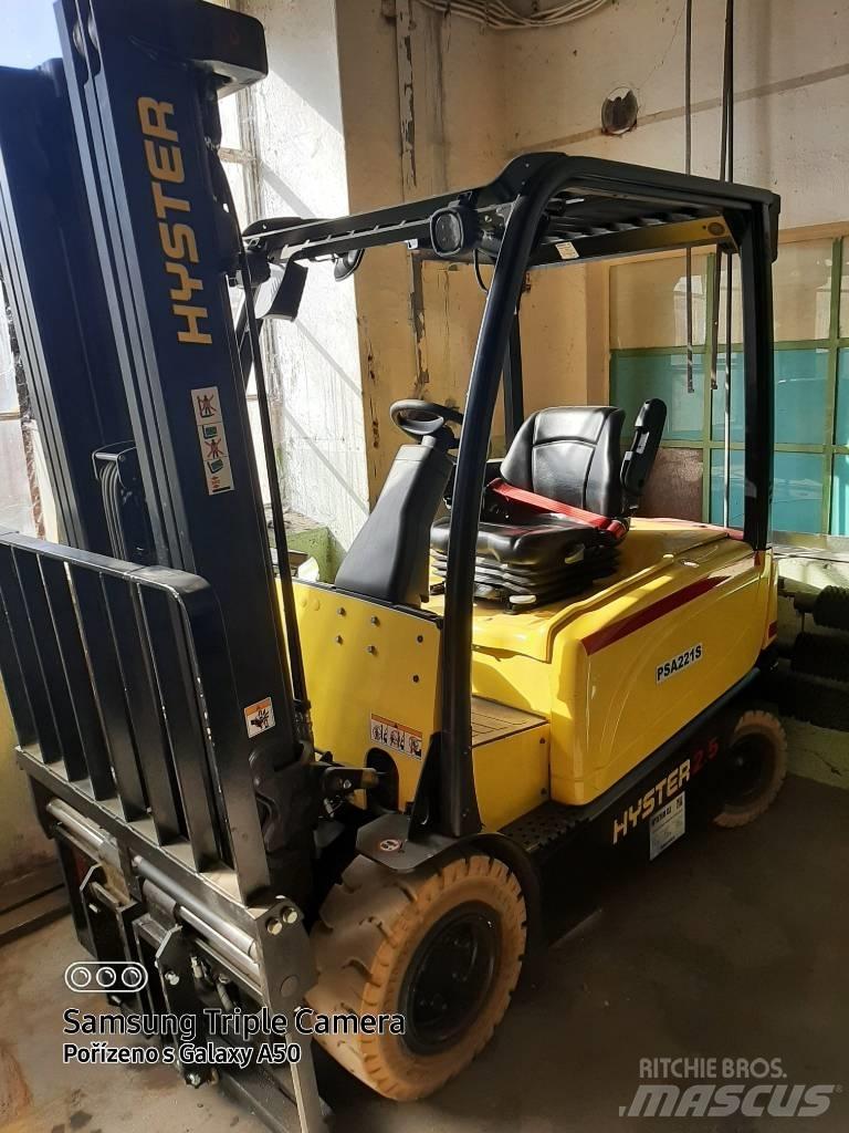 Hyster J2.5XN Elektromos targoncák