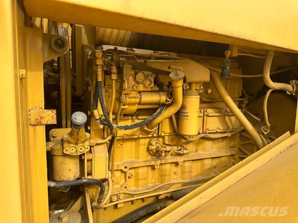 CAT 950GC Gumikerekes homlokrakodók