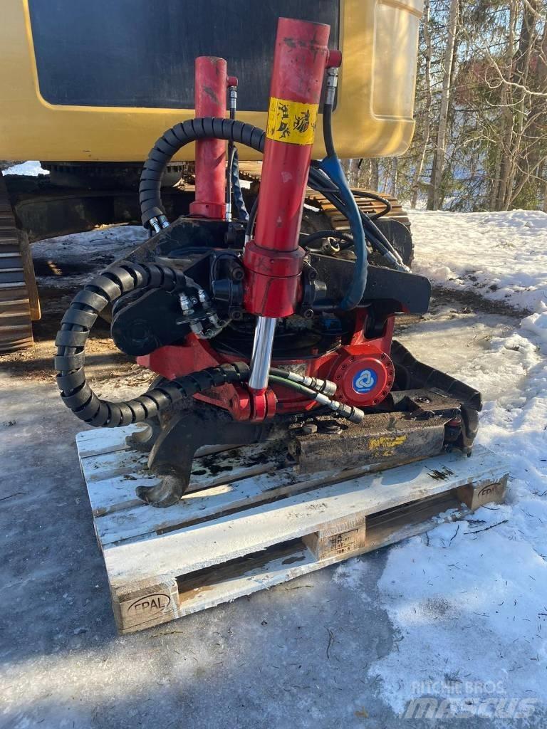 CAT 320 EL Lánctalpas kotrók
