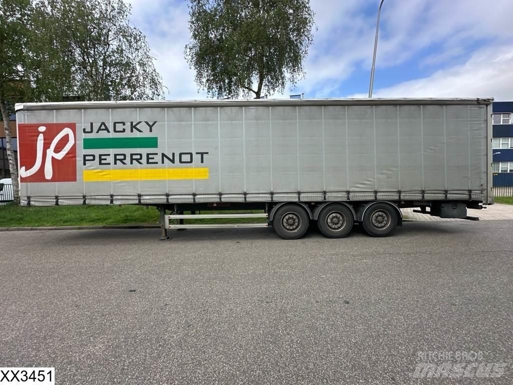 Fruehauf Tautliner Elhúzható ponyvás félpótkocsik