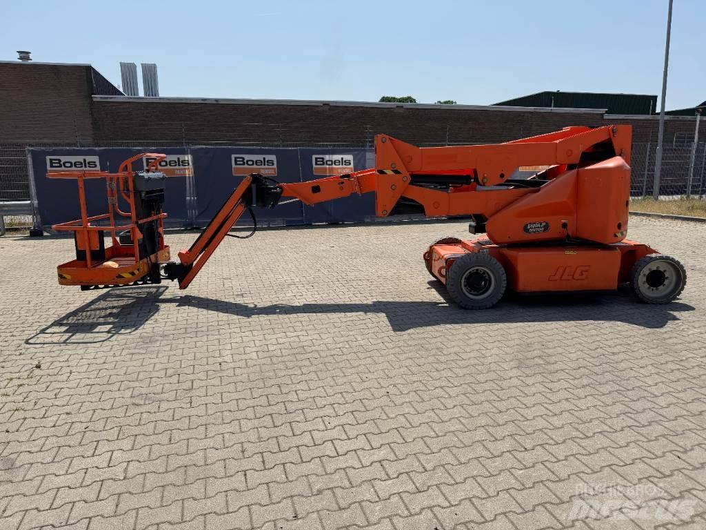 JLG E400AJPN Karos emelők