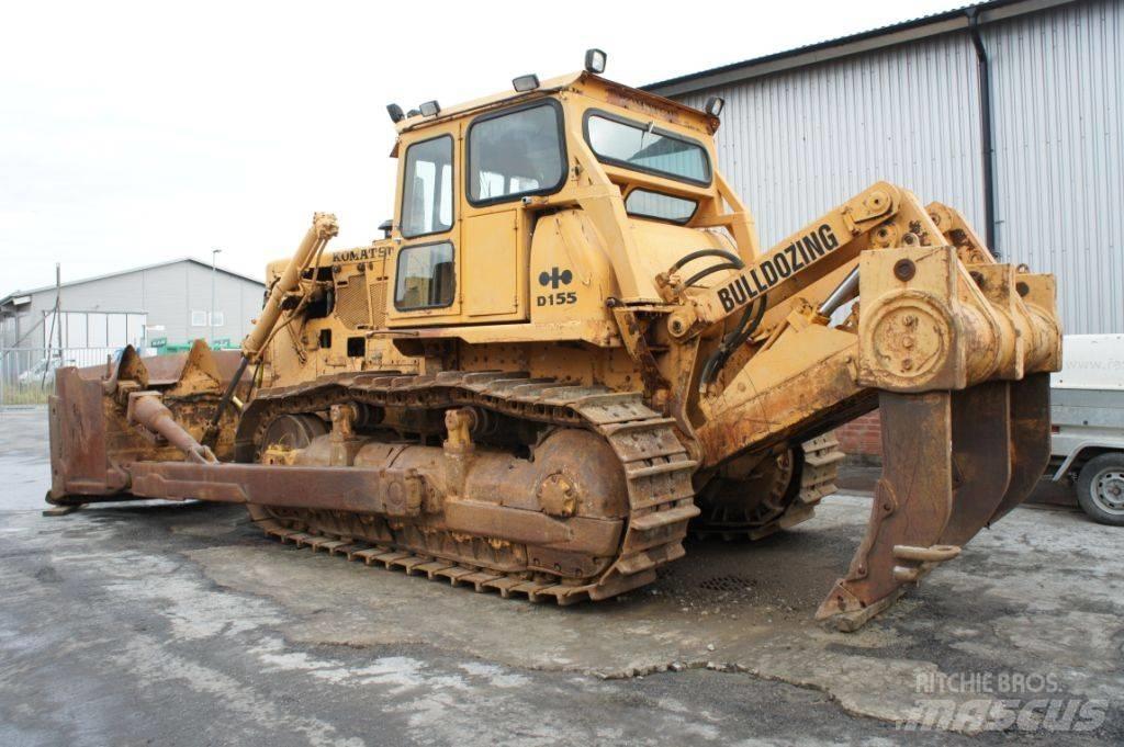 Komatsu D155A-1 Dózerek