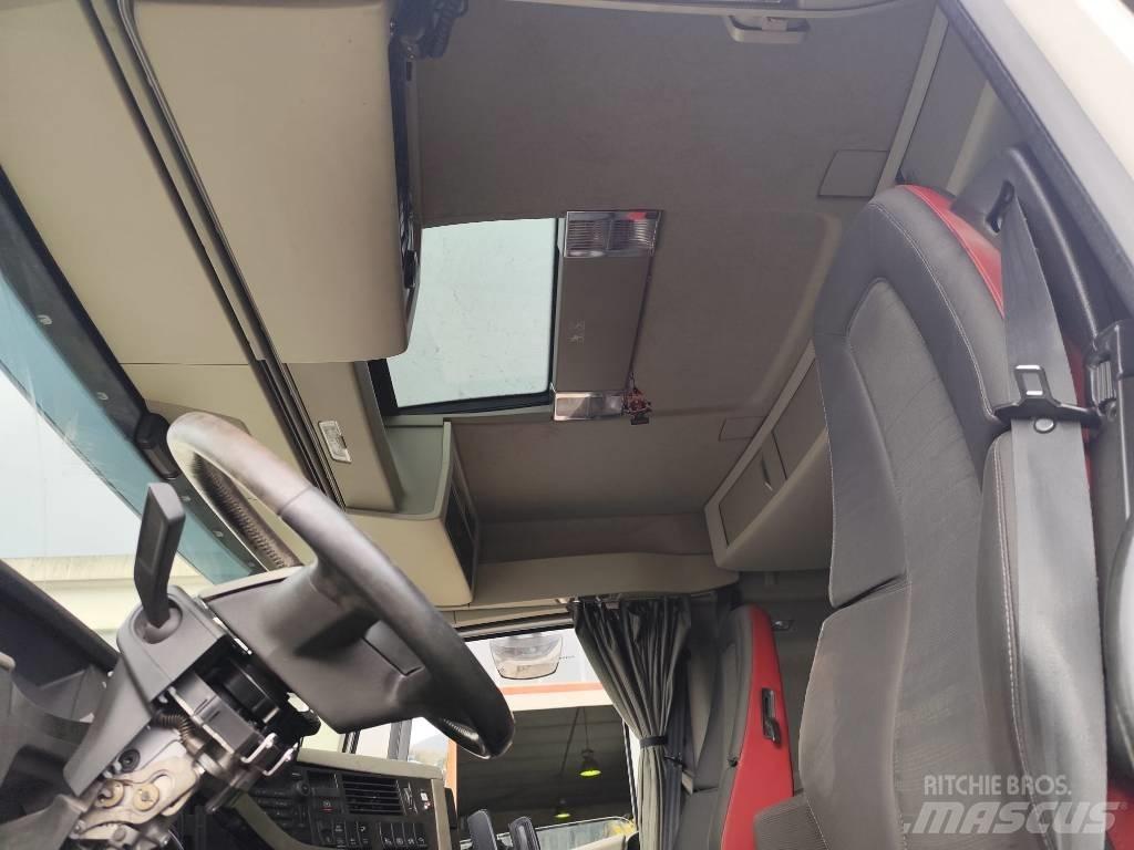 Volvo FH 13 540 Platós/Csörlős teherautók
