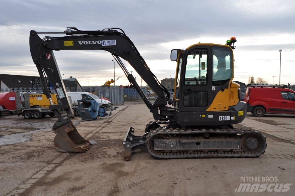 Volvo ECR 88 D Közepes (midi) kotrók 7 t - 12 t