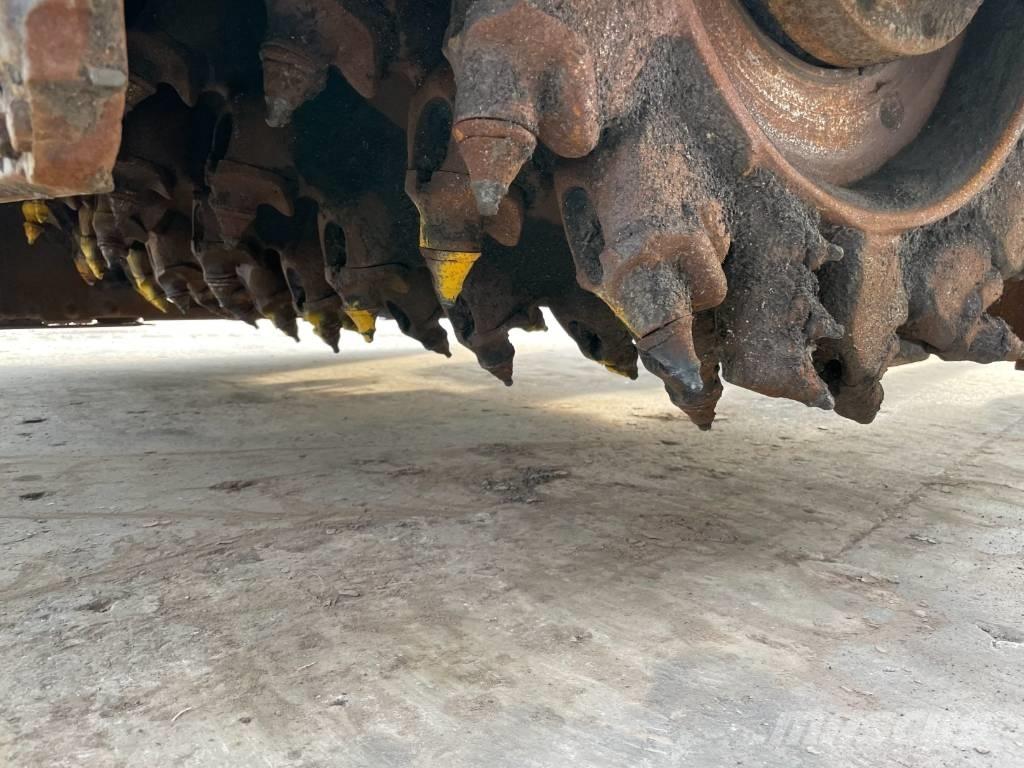 Wirtgen W 210 Aszfalt marók