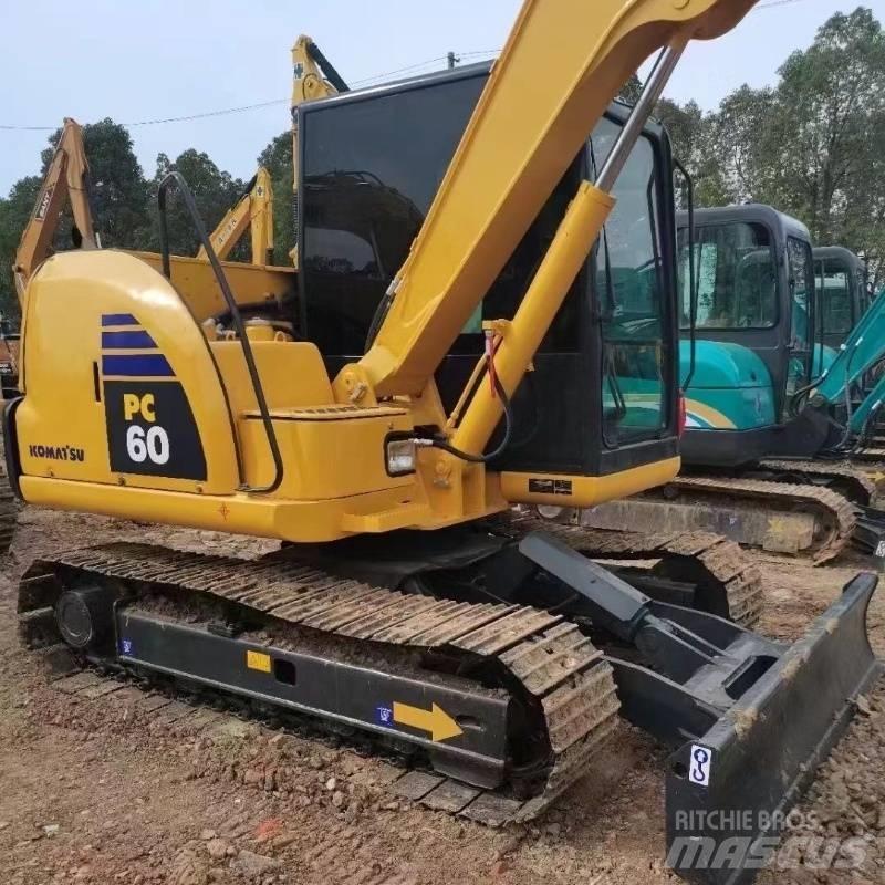 Komatsu PC 60 Lánctalpas kotrók