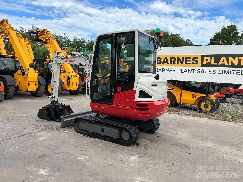 Takeuchi TB 230 Mini kotrók < 7t