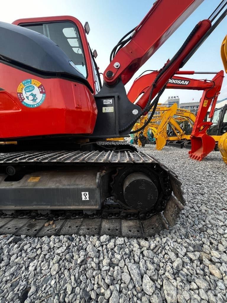 Kubota KX 080-3 Közepes (midi) kotrók 7 t - 12 t