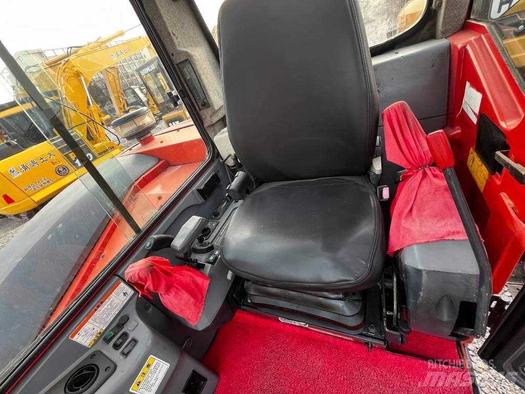 Kubota KX 080-3 Közepes (midi) kotrók 7 t - 12 t