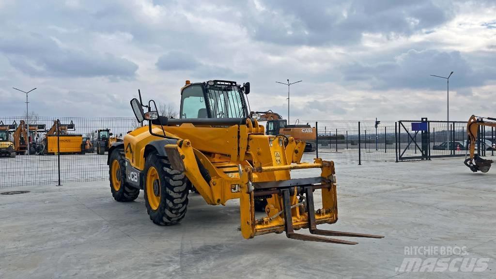 JCB 540-140 Teleszkópos rakodók