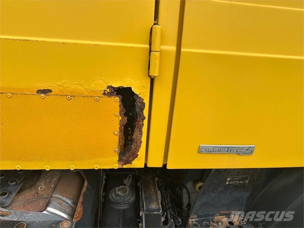 MB Trac U 4000 Traktorok